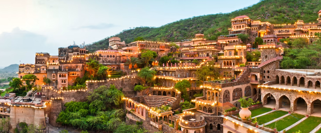 Neemrana.jpg3